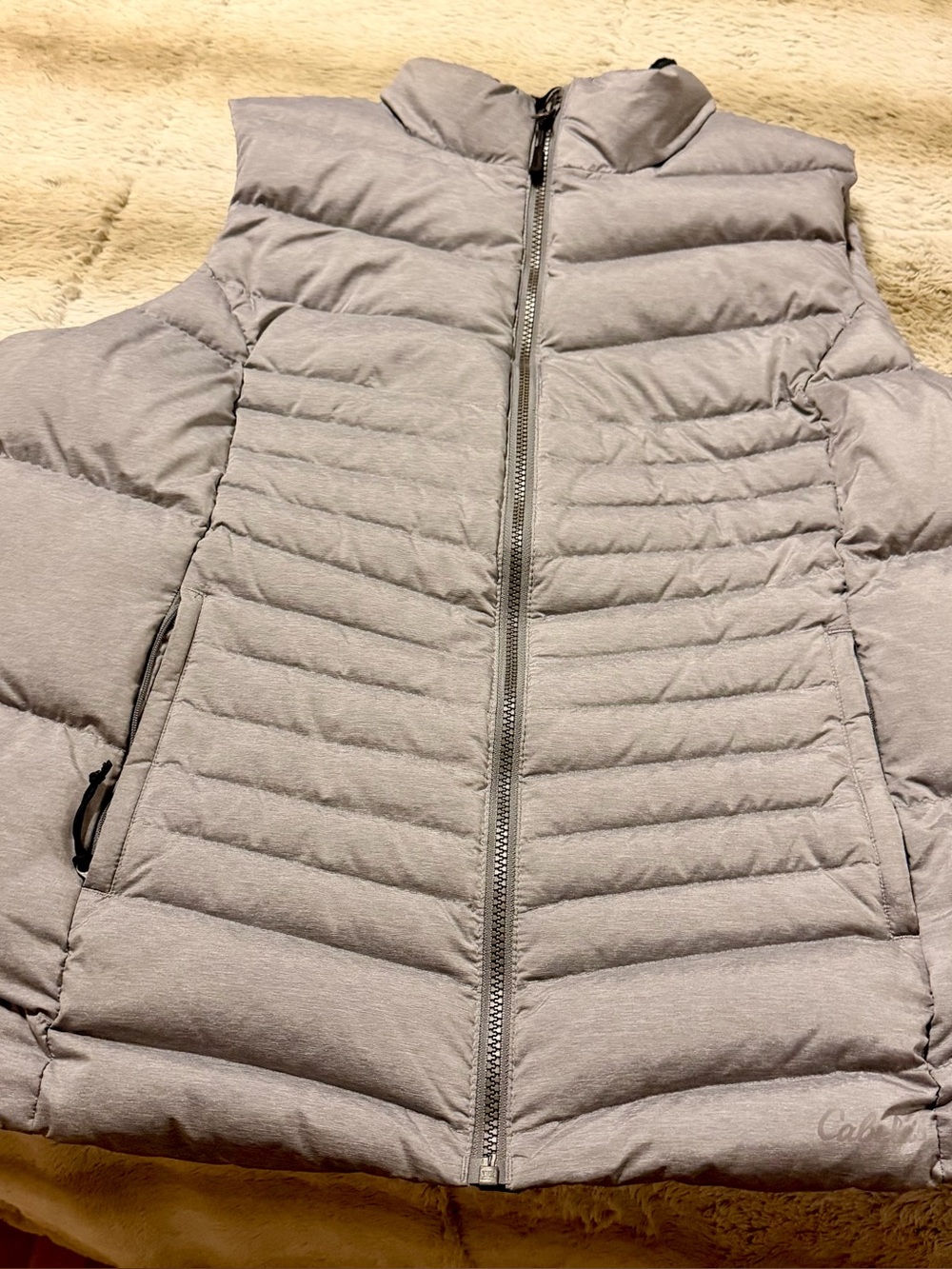Cabelas Light Gray Quilted Puffer Vest